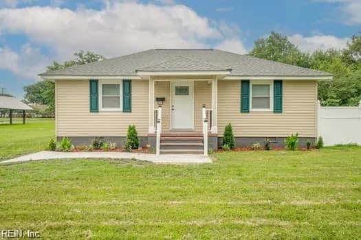 303 Sumter ST, PORTSMOUTH VA 23702 - Photo 2