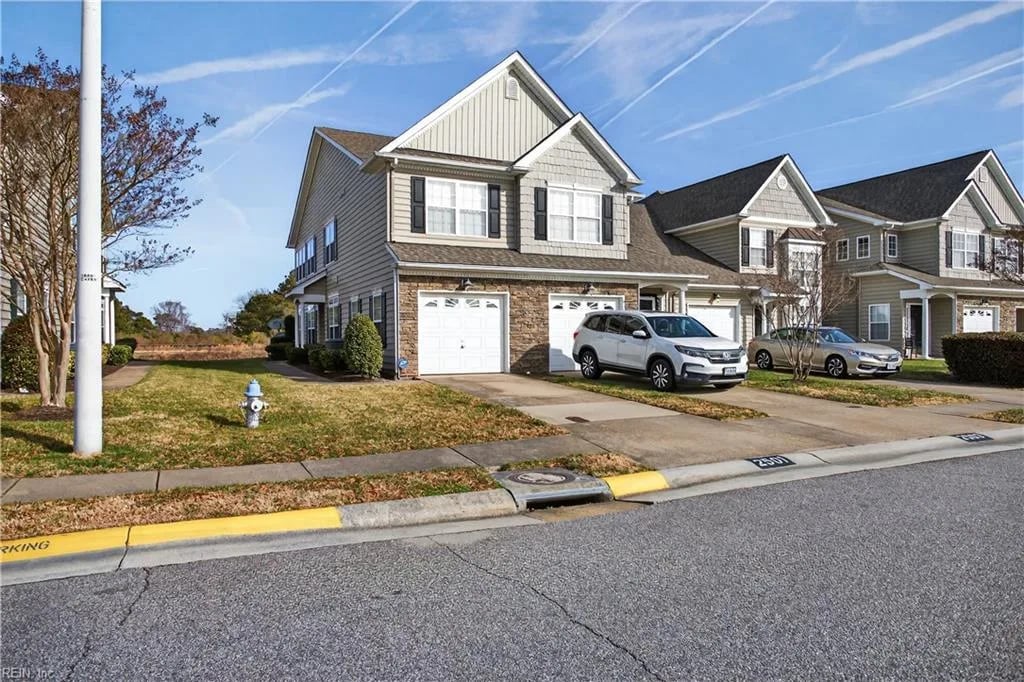 2501 Gunston DR, Suffolk — 2 bed Residential, 1,300 sqft