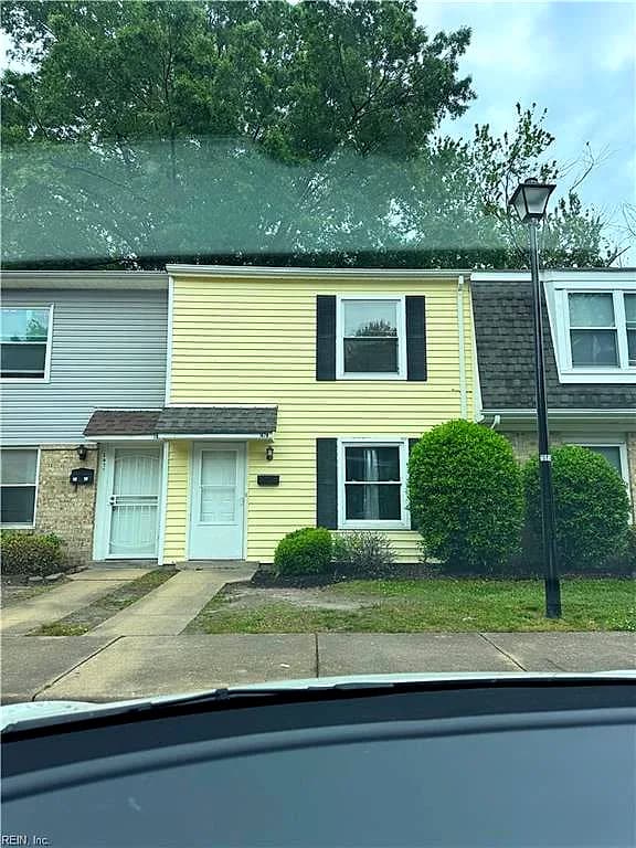1678 Darren CIR, PORTSMOUTH VA 23701 - Main photo