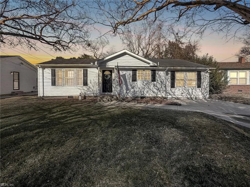 566 River Creek RD, CHESAPEAKE VA 23320