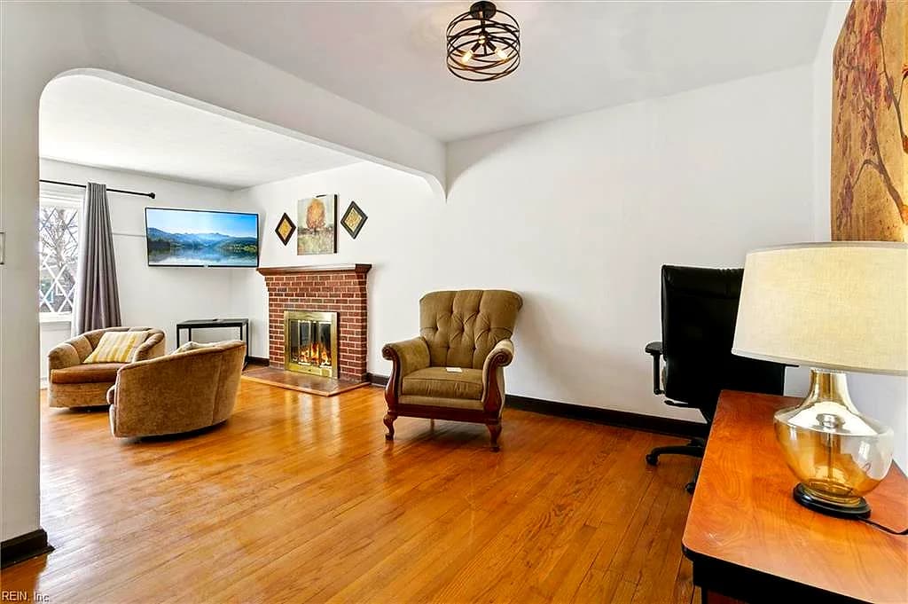 66 Cline DR, HAMPTON VA 23666 - Photo 5