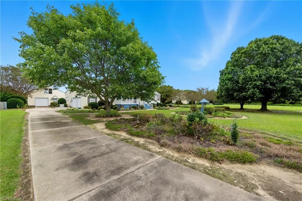 102 Wade AVE, KNOTTSISLAND NC 27950 - Photo 4