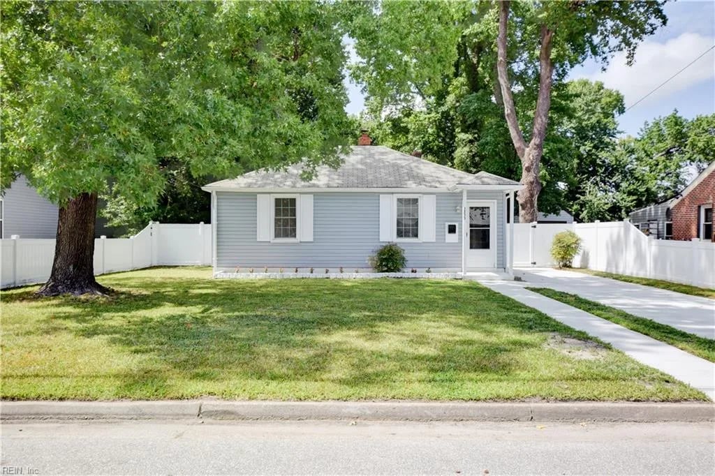2833 Ryland RD, Hampton — 2 bed Residential, 720 sqft
