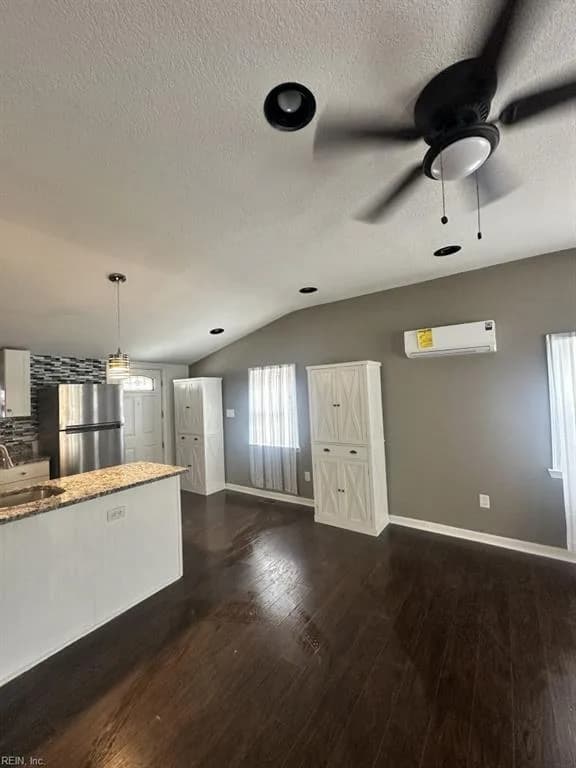 306 Phillips AVE, PORTSMOUTH VA 23707 - Photo 5