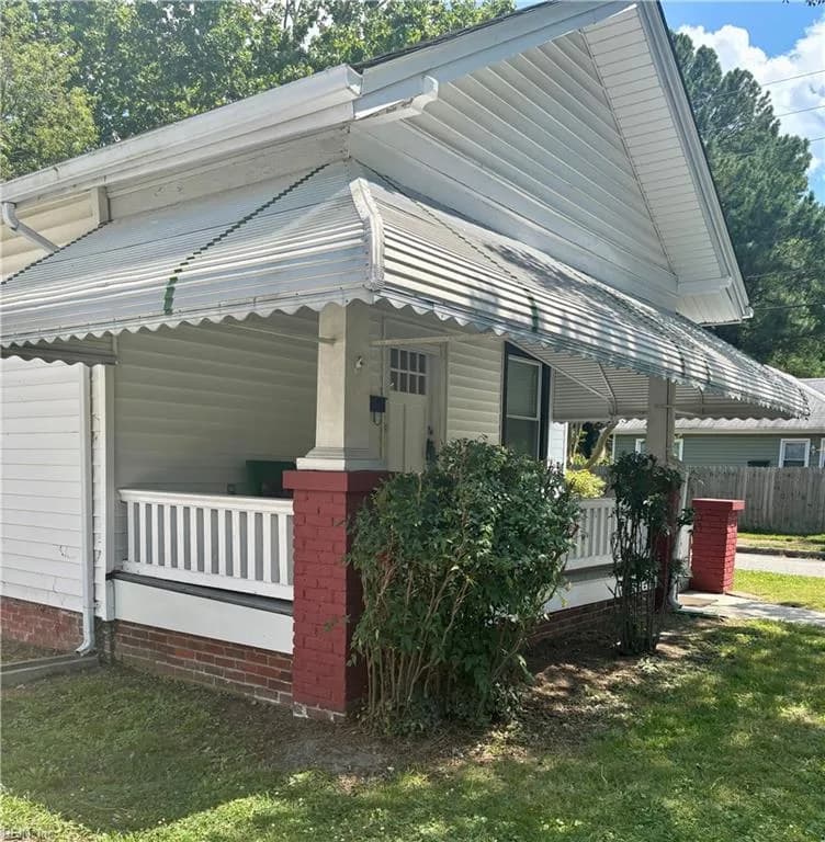 307 Constitution AVE, PORTSMOUTH VA 23704 - Main photo