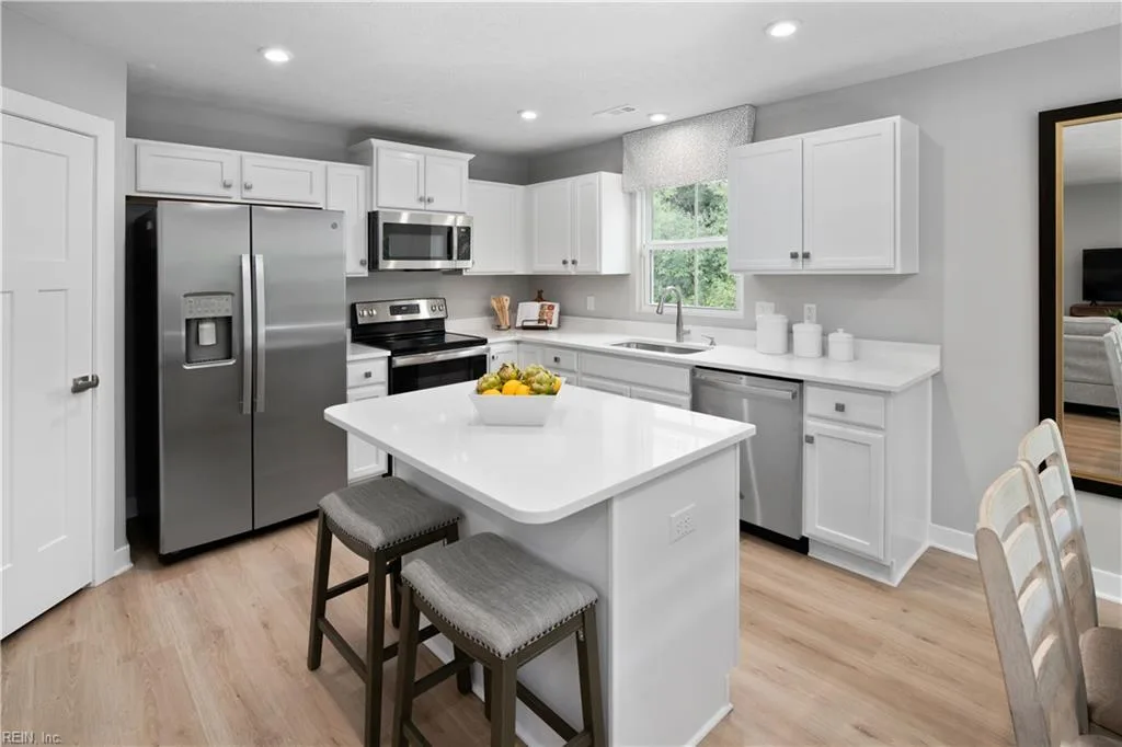 7042 CUNNINGHAM DR, TOANO VA 23168 - Photo 4