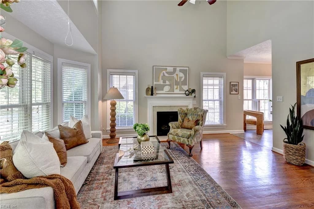 296 Walt Whitman AVE, NEWPORTNEWS VA 23606 - Photo 4