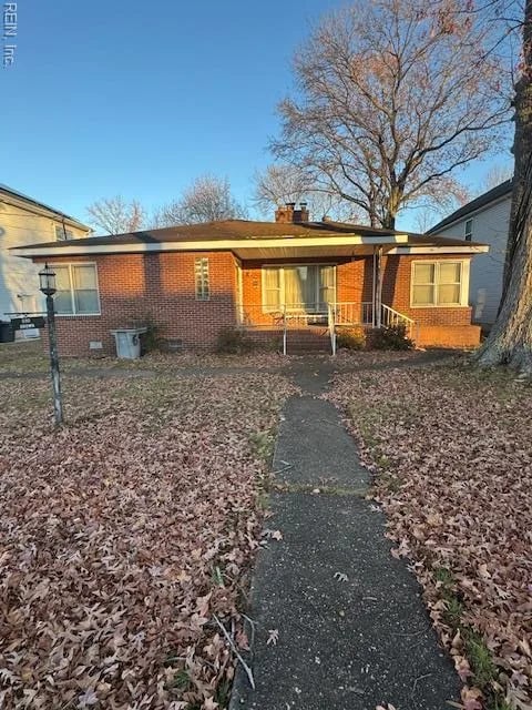 690 Greenbriar AVE, Hampton — 3 bed Residential, 1,426 sqft