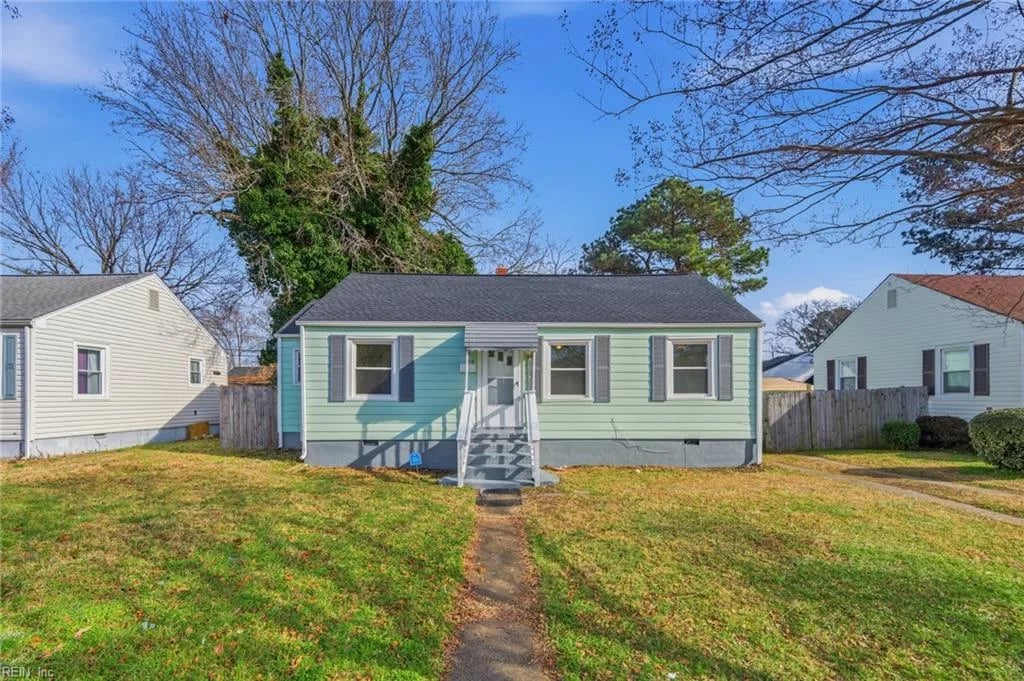 428 Colonial AVE, Hampton — 3 bed Residential, 1,151 sqft