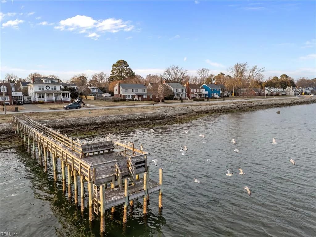 731 Chesapeake AVE, HAMPTON VA 23661 - Photo 4