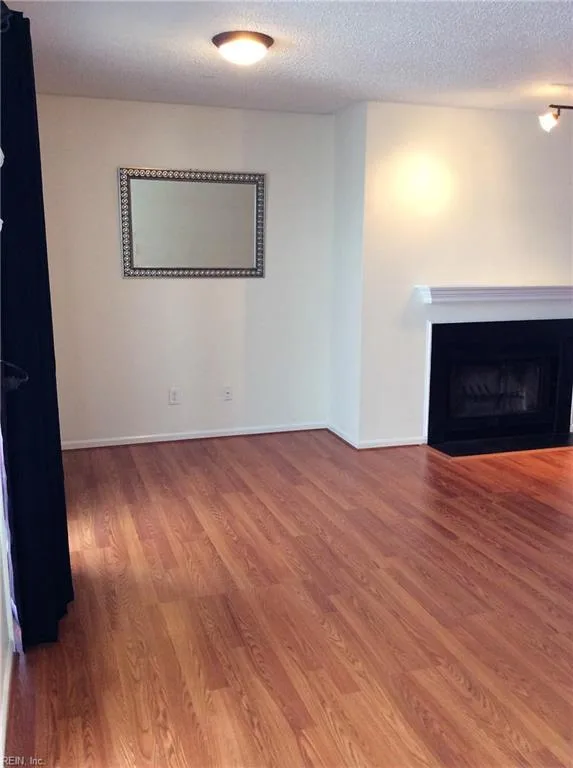 604 Shoreham CT #204, VIRGINIABEACH VA 23451 - Photo 3
