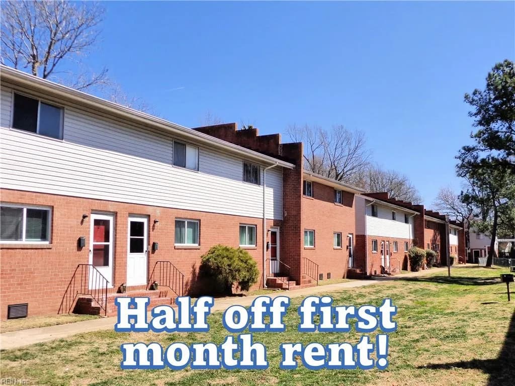 1625 W Pembroke AVE #3, HAMPTON VA 23661 - Photo 2