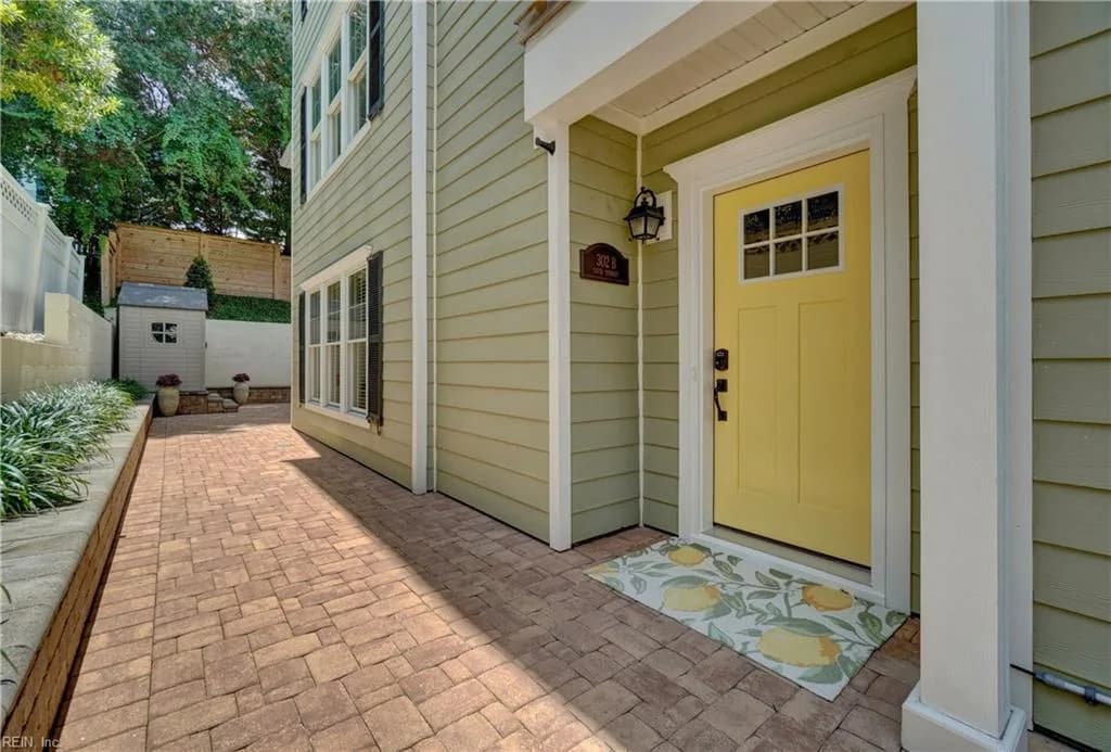302 55th ST #B, VIRGINIABEACH VA 23451 - Photo 3