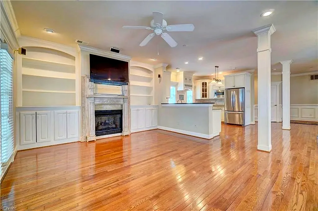 302 55th ST #B, VIRGINIABEACH VA 23451 - Photo 4