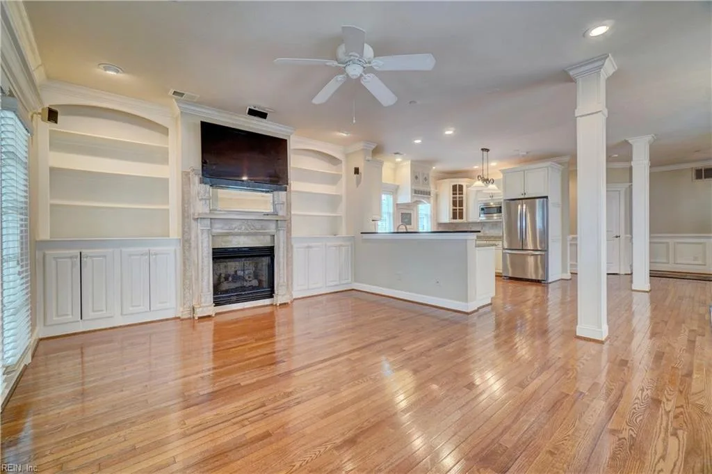 302 55th ST #B, VIRGINIABEACH VA 23451 - Photo 4