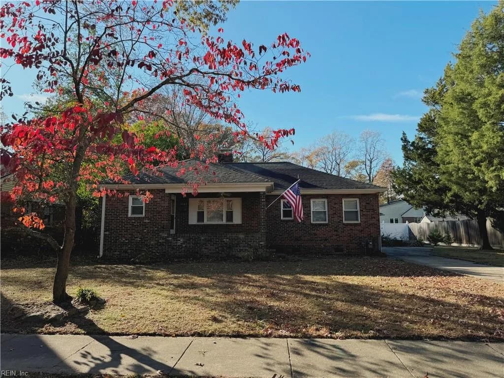 8047 BISON AVE, NORFOLK VA 23518 - Photo 2