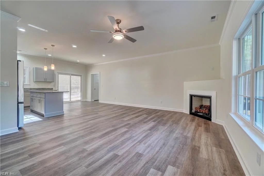 25570 New Market RD, COURTLAND VA 23837 - Photo 3