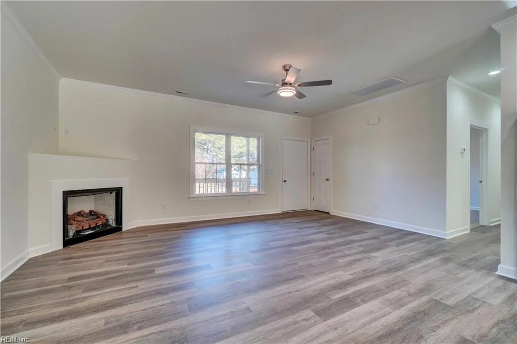 25570 New Market RD, COURTLAND VA 23837 - Photo 4
