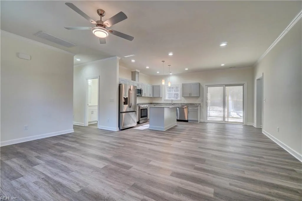 25570 New Market RD, COURTLAND VA 23837 - Photo 5