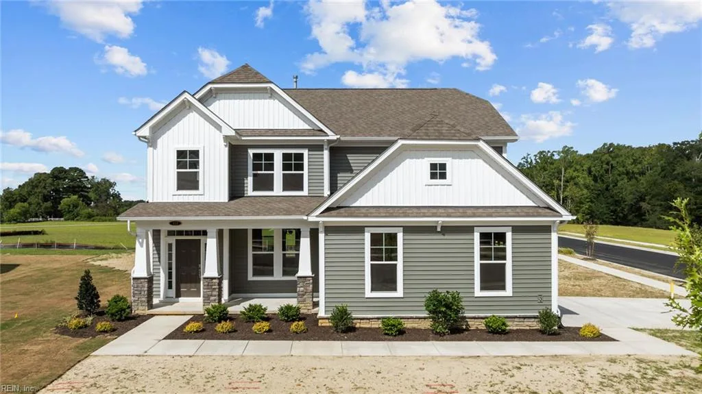 113 Everclear DR, Suffolk — 4 bed Residential, 2,887 sqft