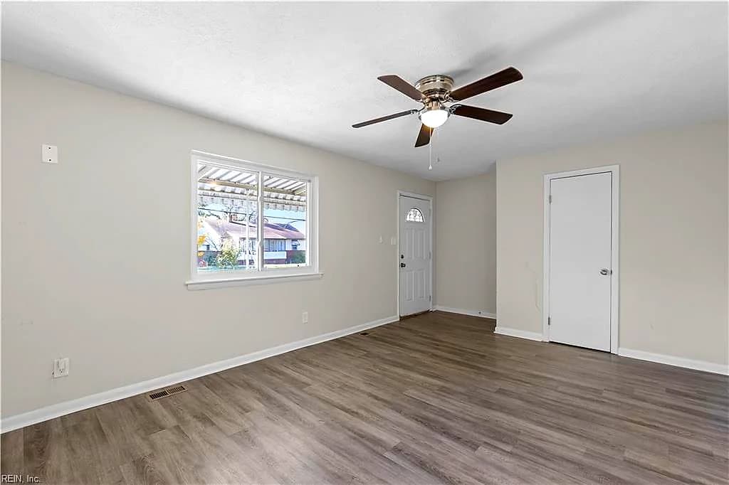 710 Back River RD N, HAMPTON VA 23669 - Photo 4