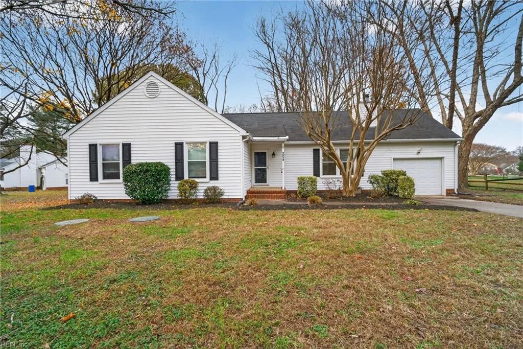 204 Plains View RD, Williamsburg — 3 bed Residential, 1,517 sqft