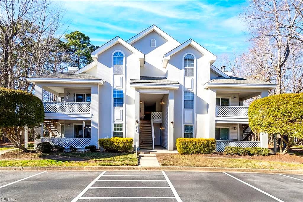 712 Inlet QUAY #A, CHESAPEAKE VA 23320 - Photo 2