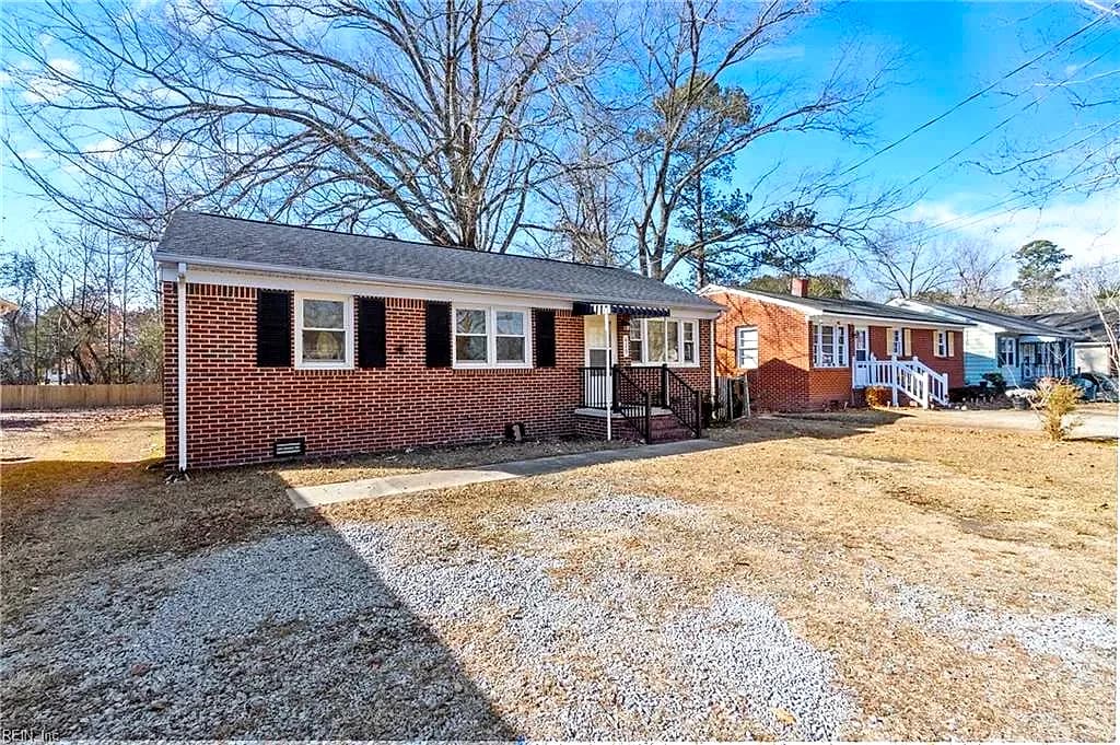 420 Thomas ST, FRANKLIN VA 23851 - Photo 4