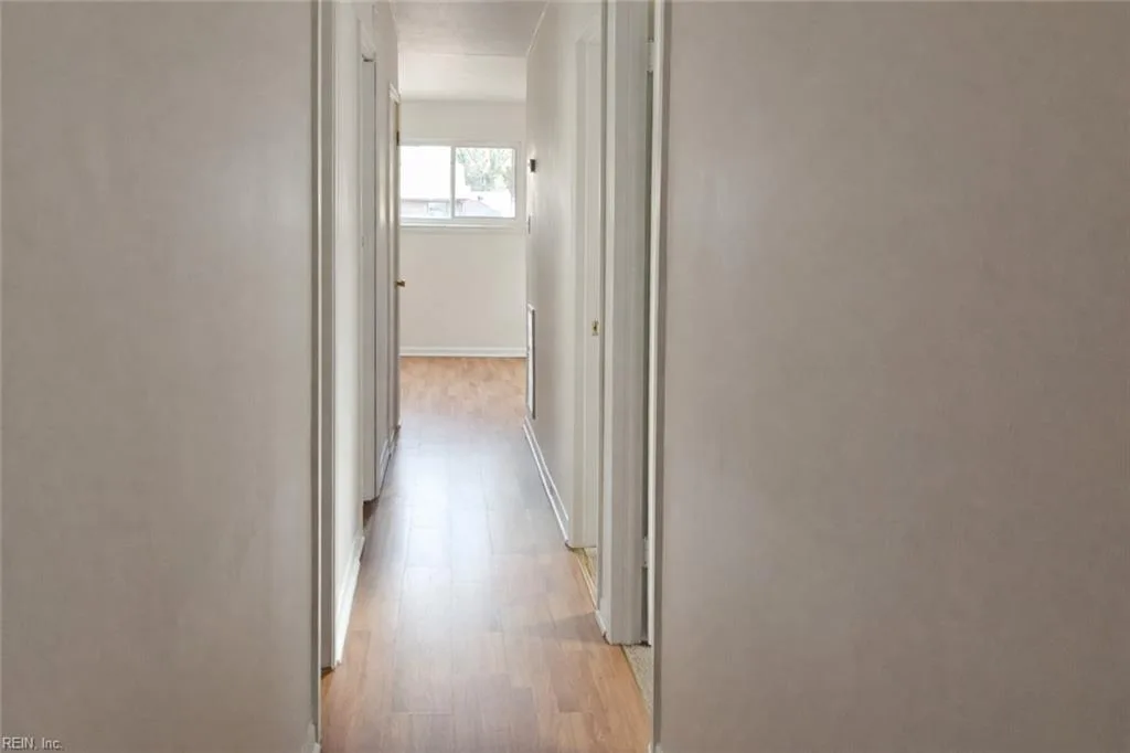 385 Fern ST, HAMPTON VA 23661 - Photo 5