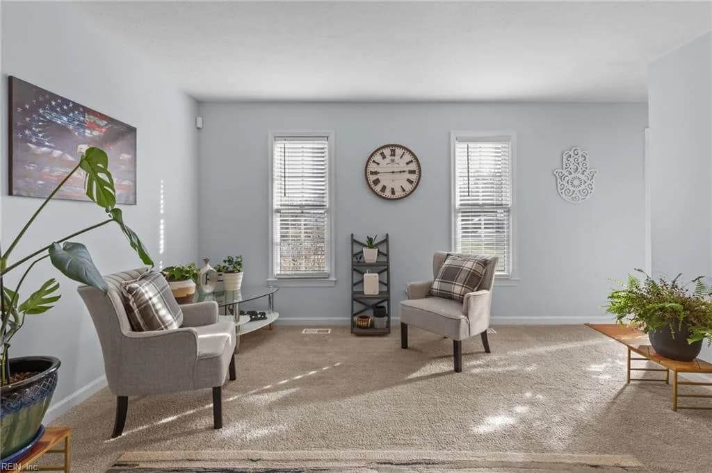 204 Harlan DR, YORKTOWN VA 23692 - Photo 3