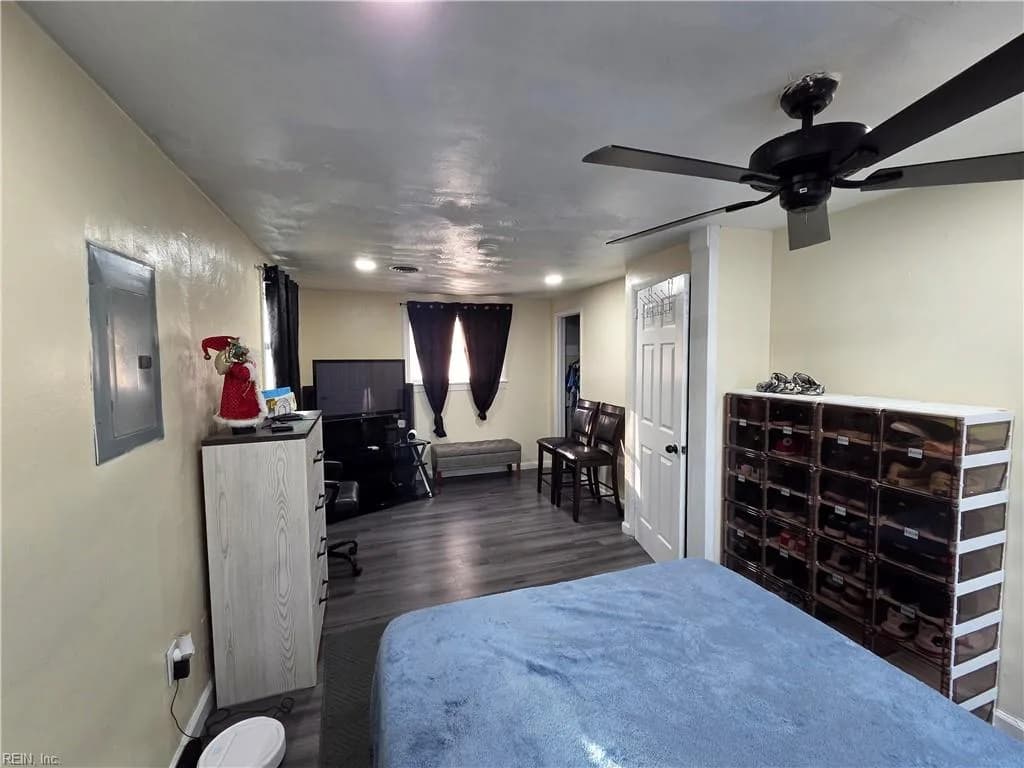 79 Jordan DR, HAMPTON VA 23666 - Photo 5