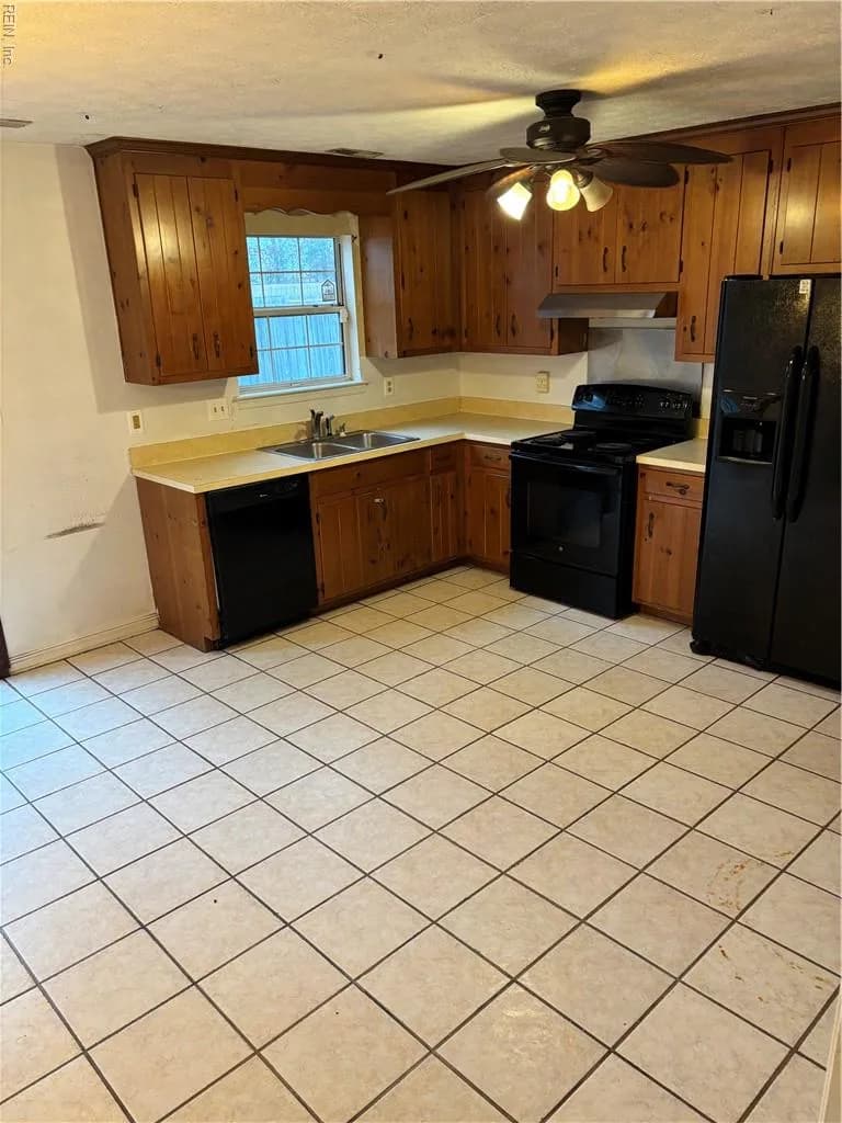 507 Michael Irvin DR, NEWPORTNEWS VA 23608 - Photo 4