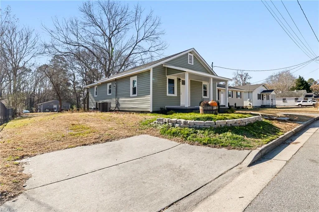 268 Wadlow ST, EMPORIA VA 23847