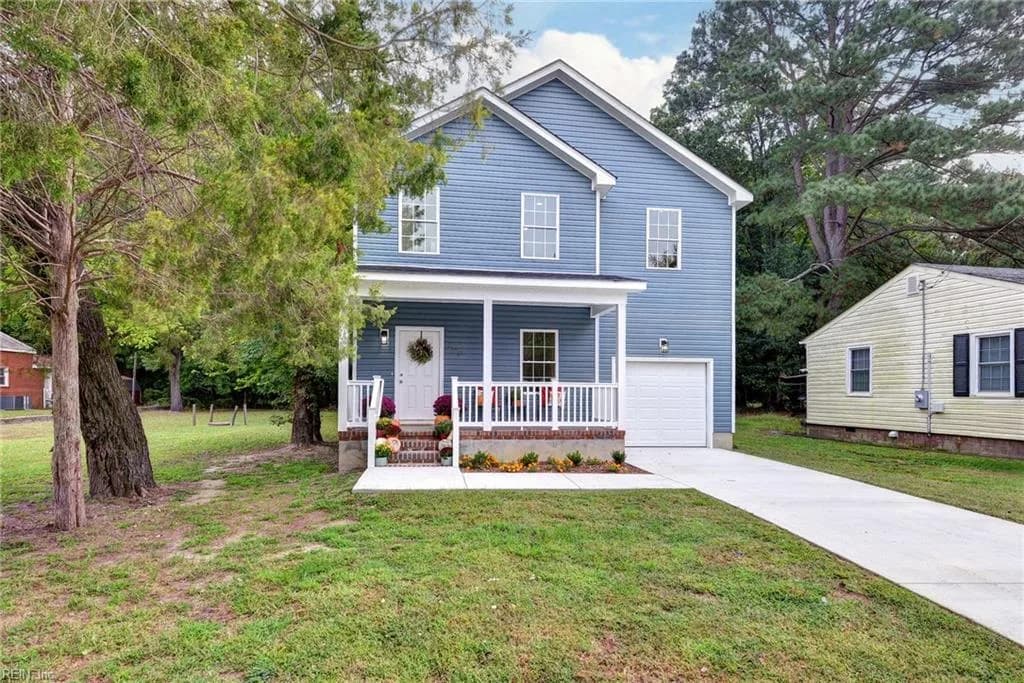 300 East ST, SMITHFIELD VA 23430 - Photo 3