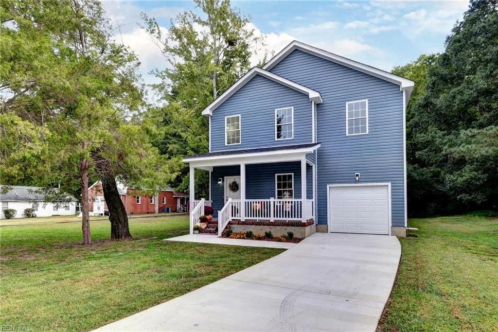 300 East ST, SMITHFIELD VA 23430 - Photo 4