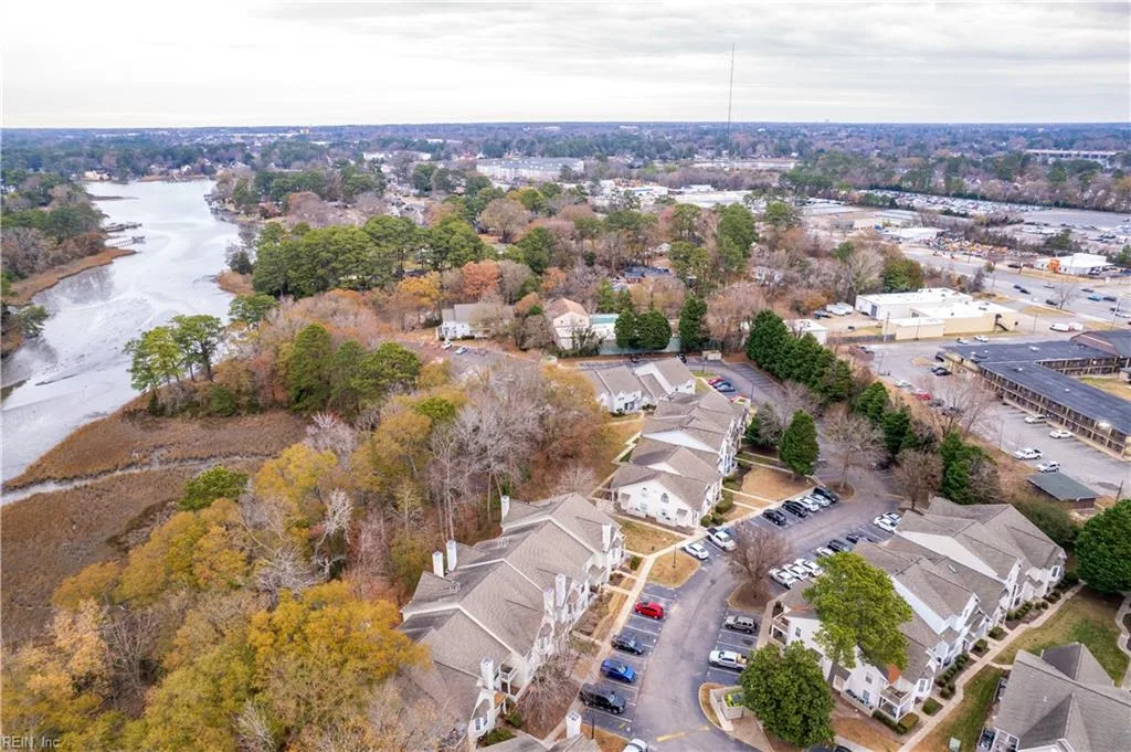 917 Whistling Swan DR, Virginia Beach — 2 bed Residential, 1,070 sqft