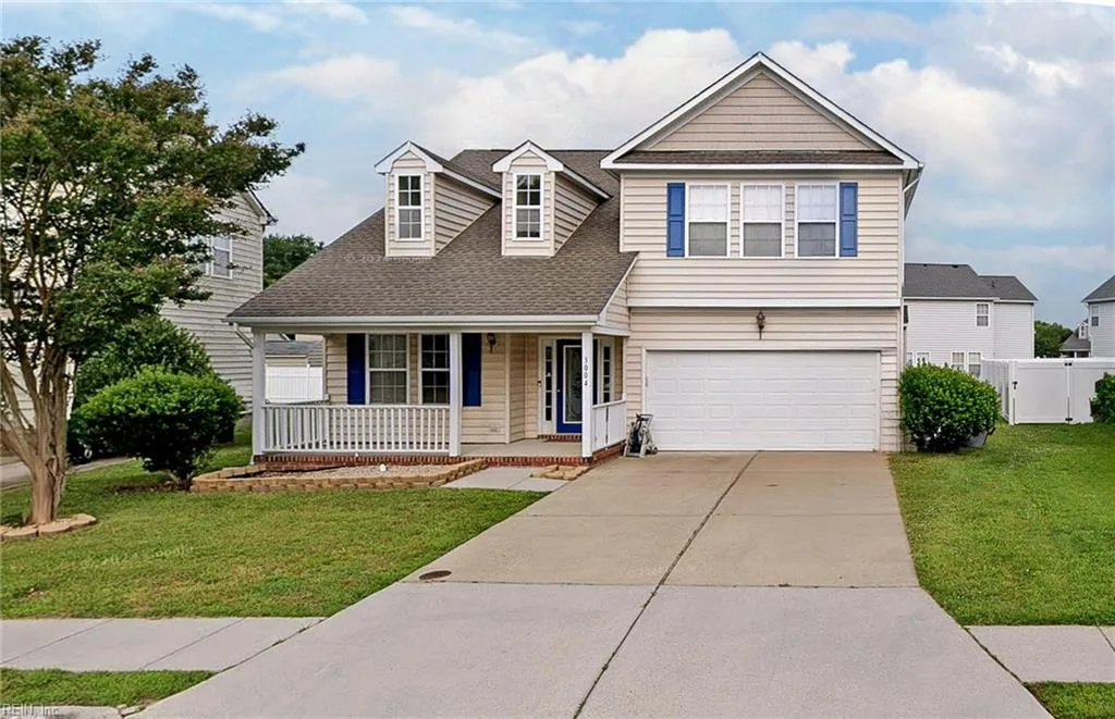 3004 Doncaster DR, Suffolk — 3 bed Residential, 2,424 sqft