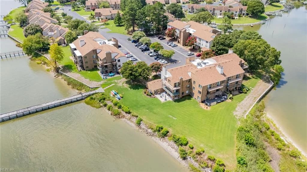 4239 Hatton Point LN #35, PORTSMOUTH VA 23703 - Photo 4