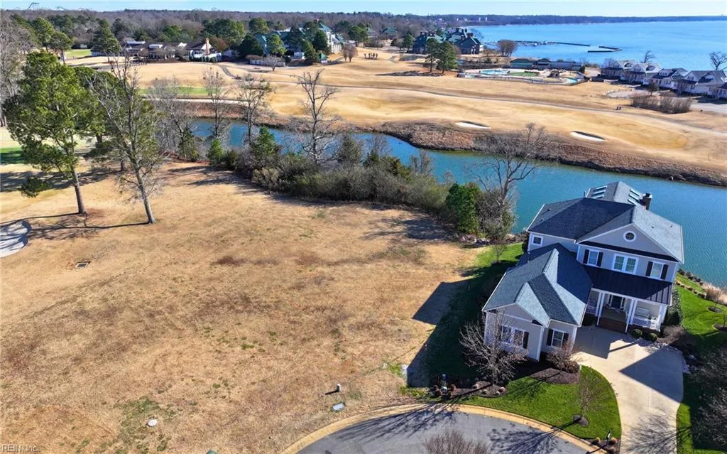 609 Dock LNDG, WILLIAMSBURG VA 23185