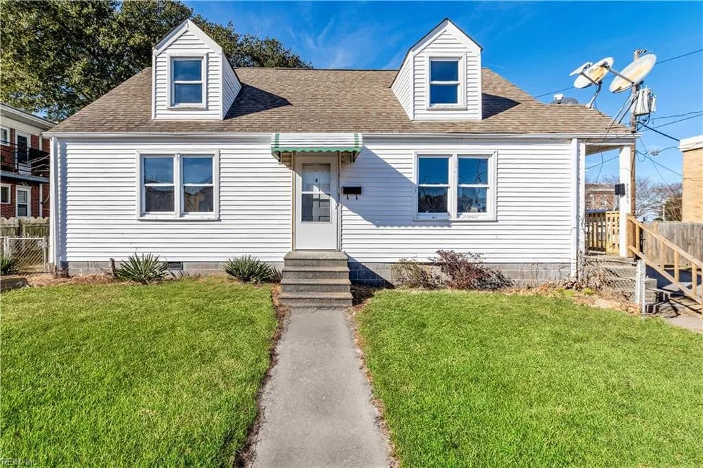9629 Elnora ST #1, NORFOLK VA 23503 - Photo 2