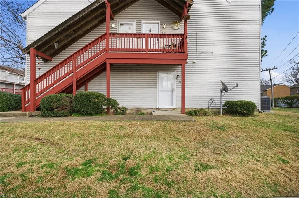 500 Barberton DR #201, VIRGINIABEACH VA 23451 - Photo 3