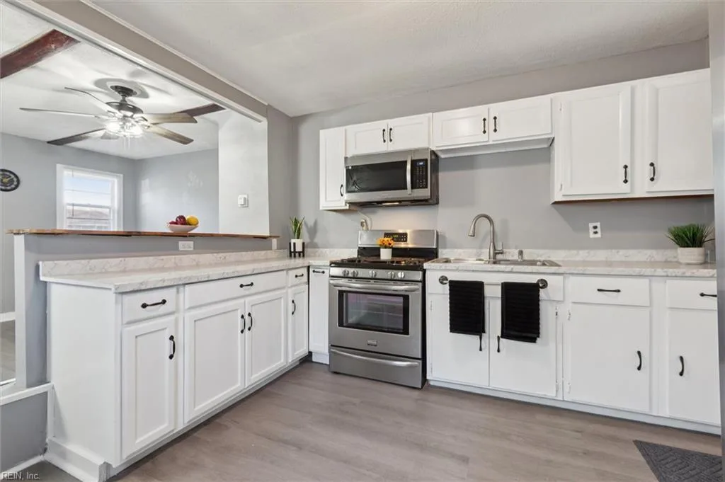 438 Shelton RD, Hampton — 2 bed Residential, 624 sqft