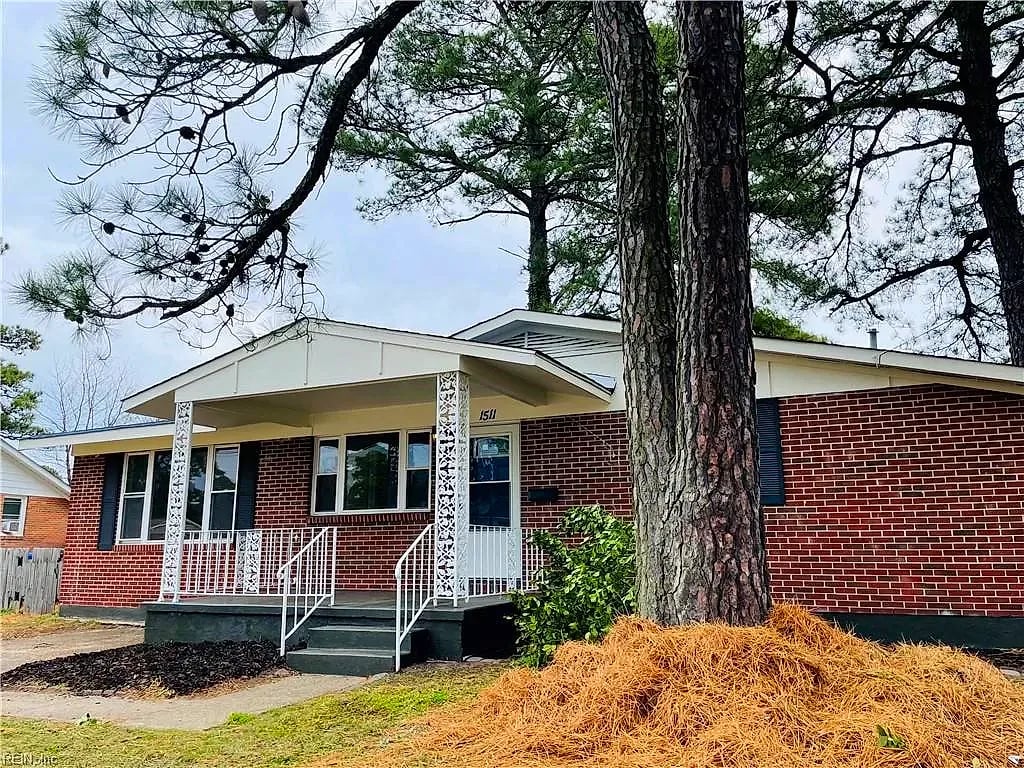 1511 Cavalier BLVD, PORTSMOUTH VA 23701