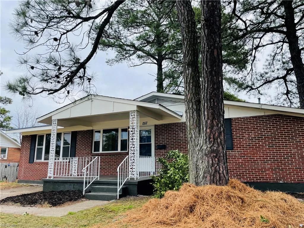1511 Cavalier BLVD, PORTSMOUTH VA 23701 - Photo 2