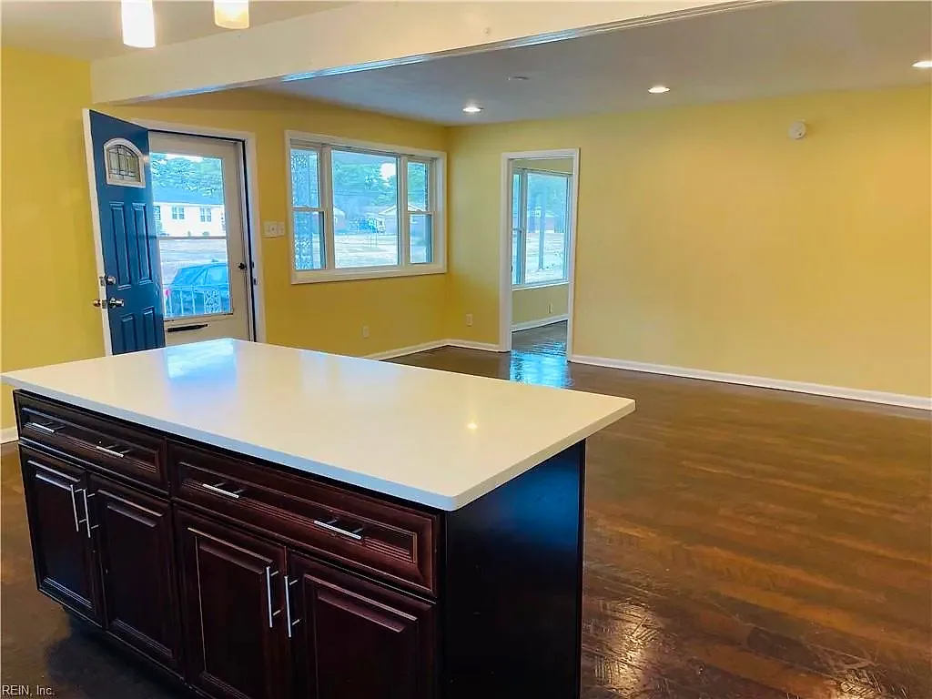 1511 Cavalier BLVD, PORTSMOUTH VA 23701 - Photo 5