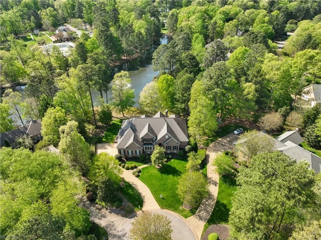 2809 Middle Woodland CLS, WILLIAMSBURG VA 23185