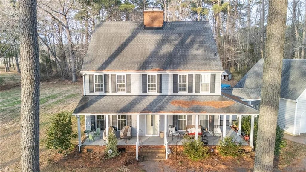 3212 Douglas RD, Chesapeake — 4 bed Residential, 2,600 sqft