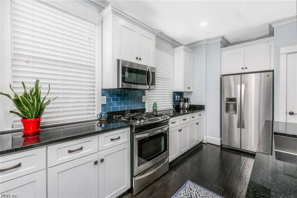9416 26TH Bay ST, NORFOLK VA 23518 - Photo 3