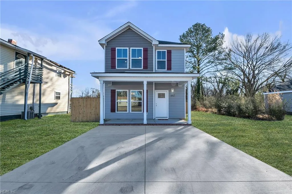 602 County ST #B, Suffolk — 4 bed Residential, 1,680 sqft