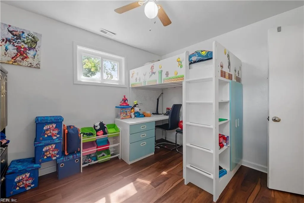 208 York DR, PORTSMOUTH VA 23702 - Photo 5